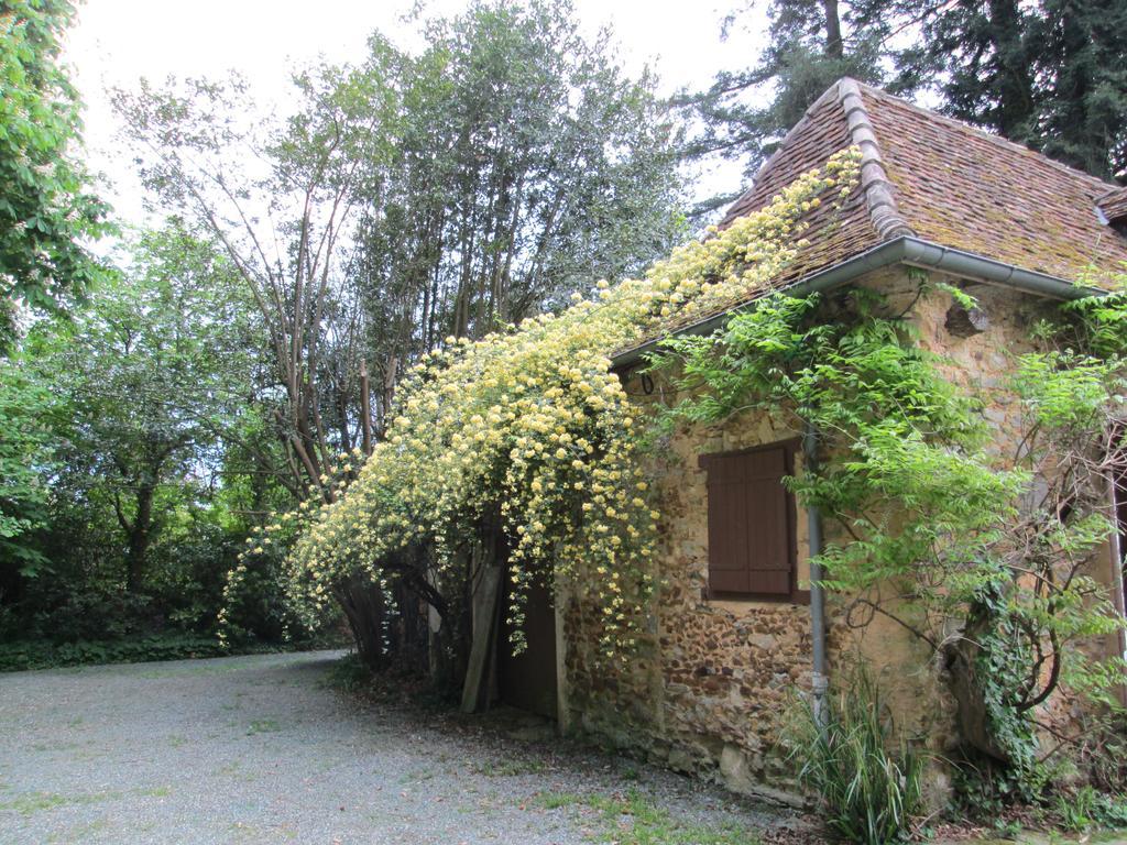 Chambres D'Hotes Closerie Du Guilhat ซาลีส์-เดอ-เบอาร์น ภายนอก รูปภาพ